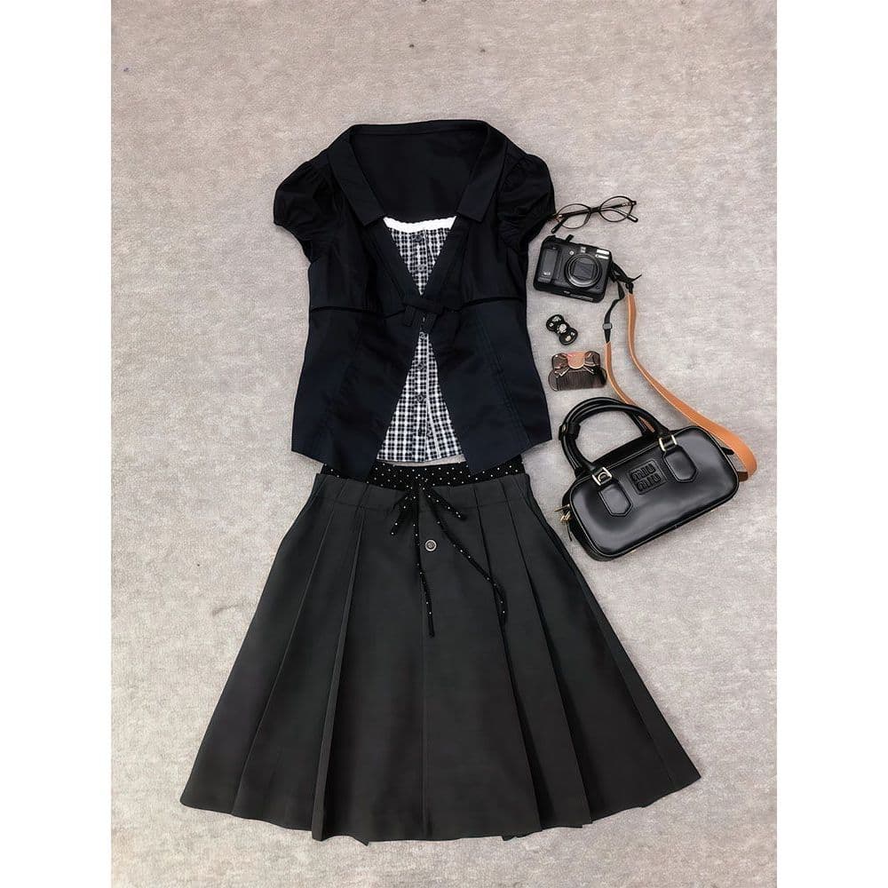 In Stock Moge Letter Vintage College Style Set: Short Collar Shirt + Plaid Camisole + Dark Gray Pleated Skirt