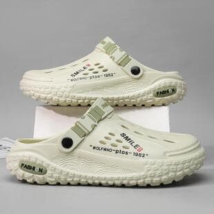 Men's Crocs 2026 New Summer Outdoor Casual Closed-Toe Slippers Men's Sports Cloud-like Comfort Beach Sandals
