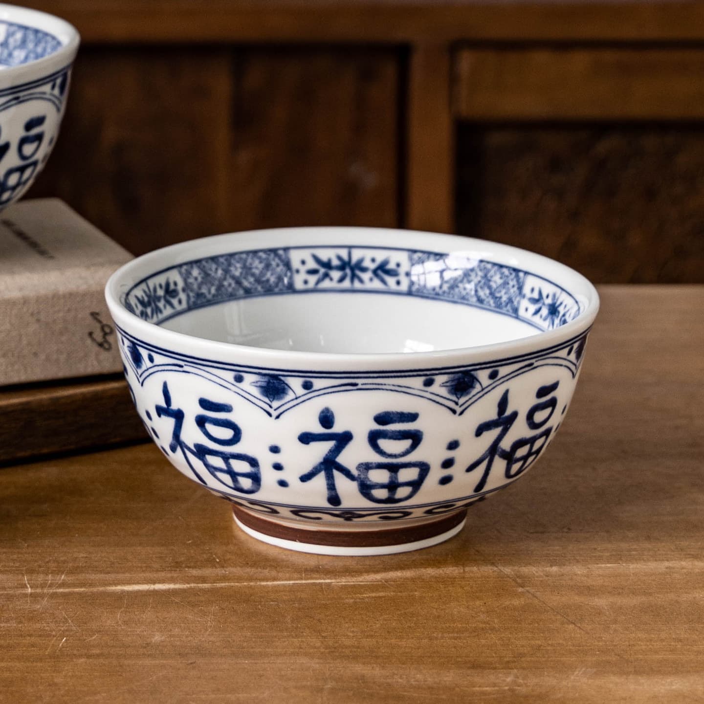 Chinese underglaze color blessing bowl, restaurant rice bowl, dessert bowl, cold noodle bowl, ceramic hand-painted glutinous rice ball, sugar water bowl with slight imperfections