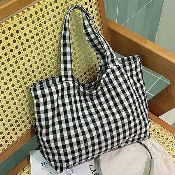 Korean style lazy commuting to class tote bag casual black and white plaid canvas handbag travel bag shopping bag
