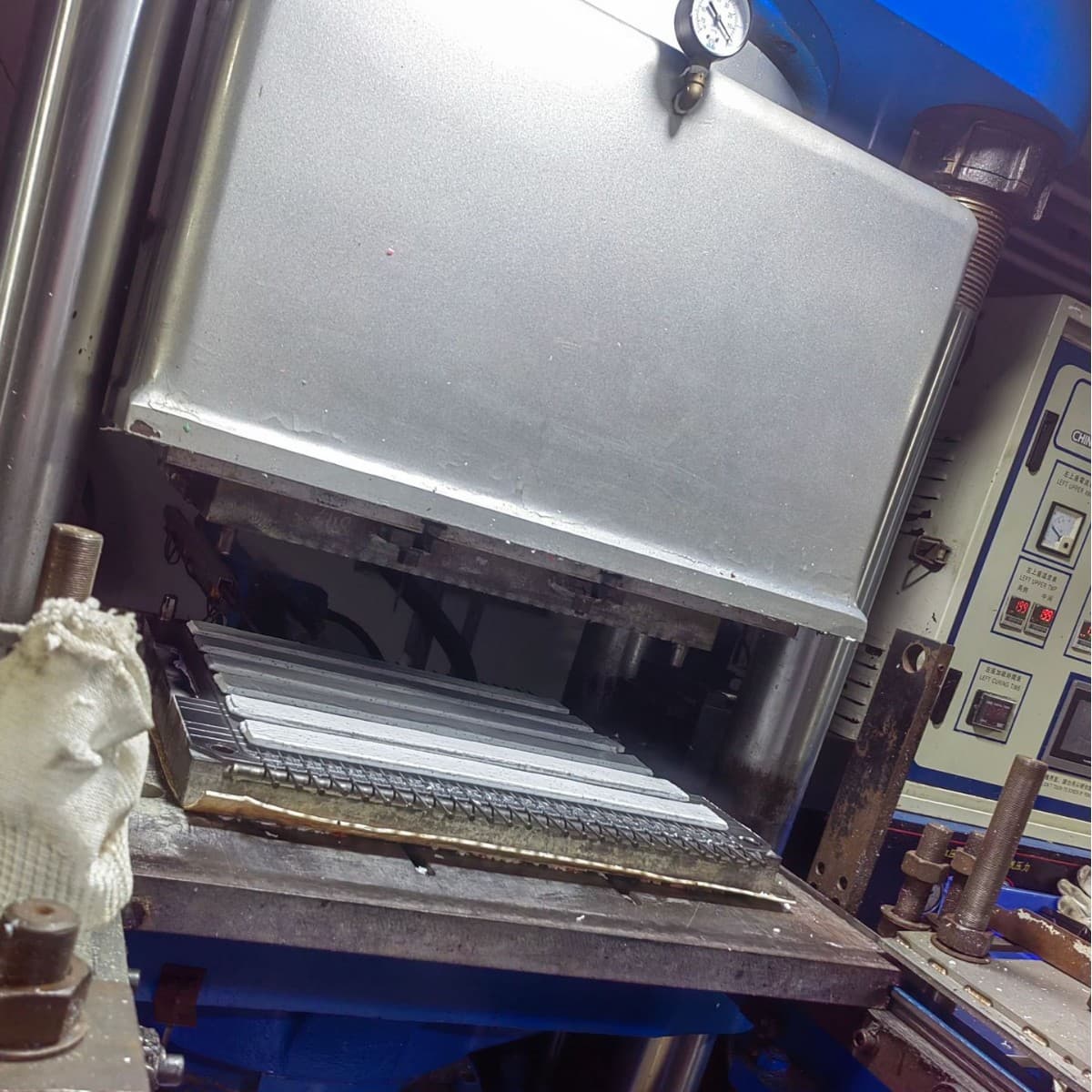 Manufacturer Customizes Silicone Product Parts, Silicone Products, Rubber Seals, Accessories, and Custom Silicone Molds According to Drawings