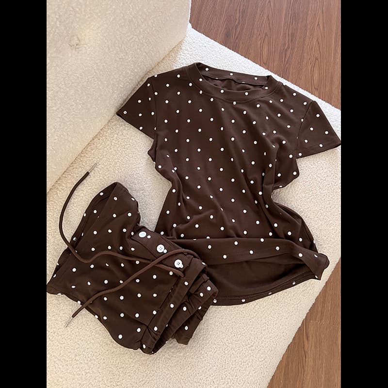 Sweet hot girl retro polka dot short-sleeved pajamas for women summer new slim T-shirt shorts home clothes set ready to go out