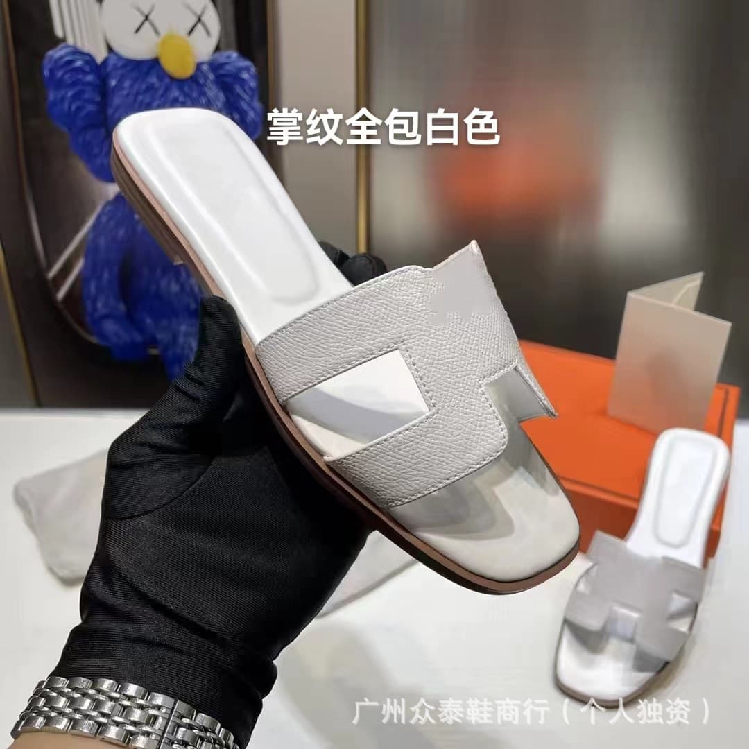 High-end Export Version H-Style Flat Slippers Classic One-Strap Sheep Leather Grain Patent Leather Women's Slippers, Fast Shipping