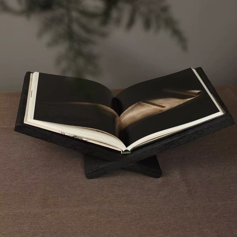 Factory-sold handcrafted wabi-sabi style carbonized solid wood black book stand, home villa art gallery desktop decorative ornament