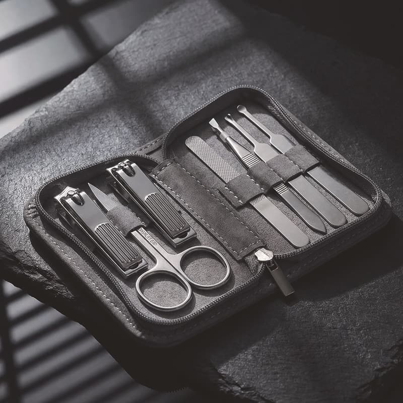 Stock Nail Clipper Set 7-Piece Manicure Pedicure Tool Kit with Ear Pick