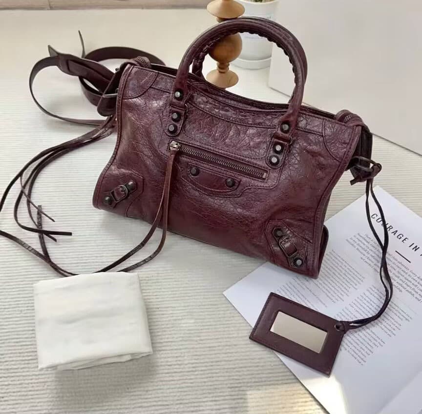 2025 New B Brand Le City Women's Motorcycle Bag Cool Edgy Retro Rivet Bag Waxed Leather Handbag Crossbody Bag