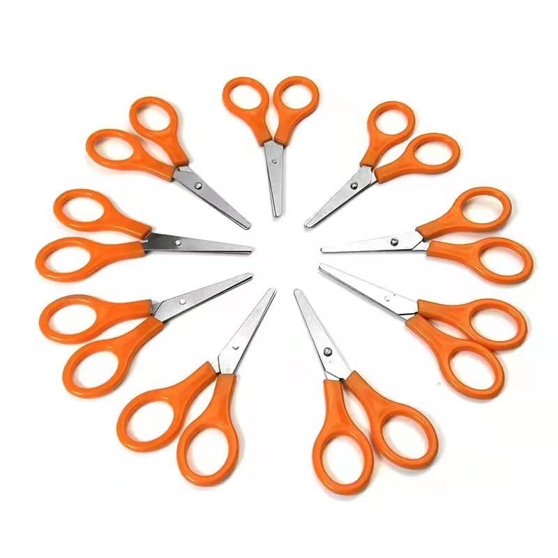 Small orange 9cm stainless steel portable thread and gauze bandage scissors, first aid kit accessories, mini student scissors.