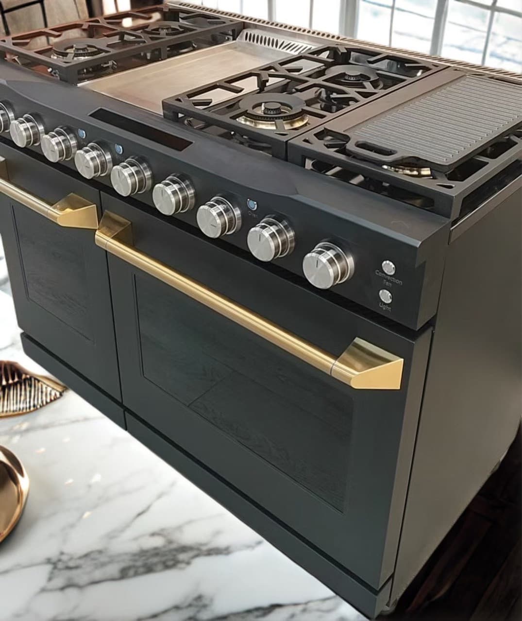 Gas Range North American Model 48-inch 7-Burn Gas Oven Cooktop with Enameled Liner (American Style)