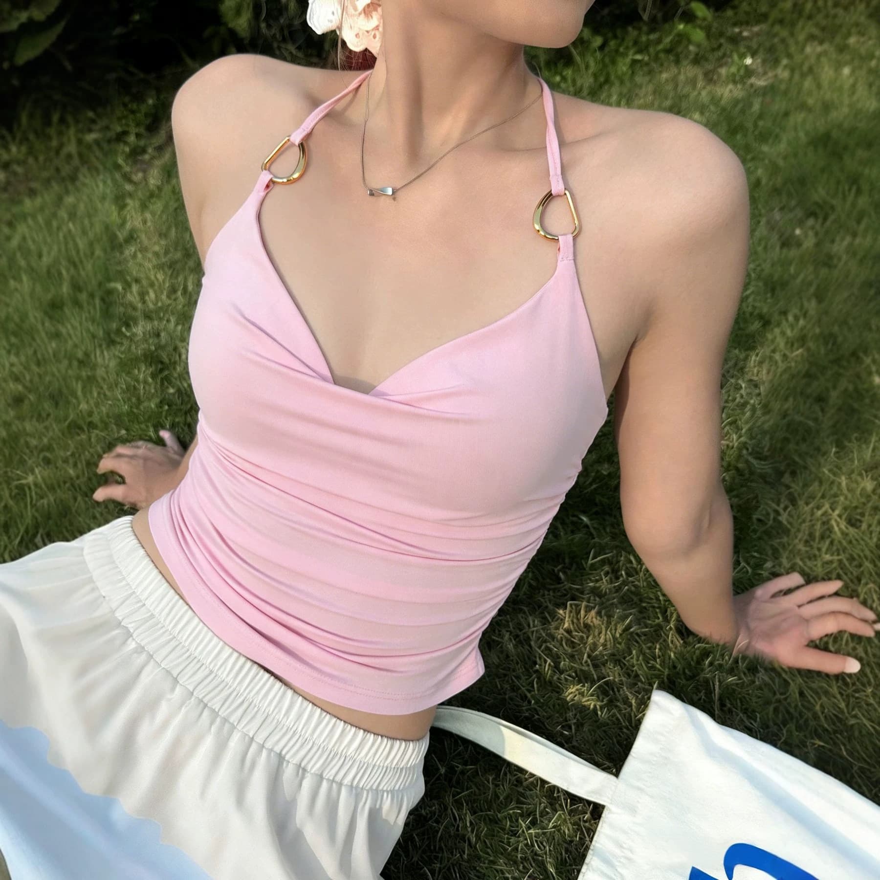 ZT8010 Pure Y2K Hot Girl Style Halter Neck Tie Summer Sexy Draped Neckline Metal Buckle Strap Waist-Cinching Crop Top