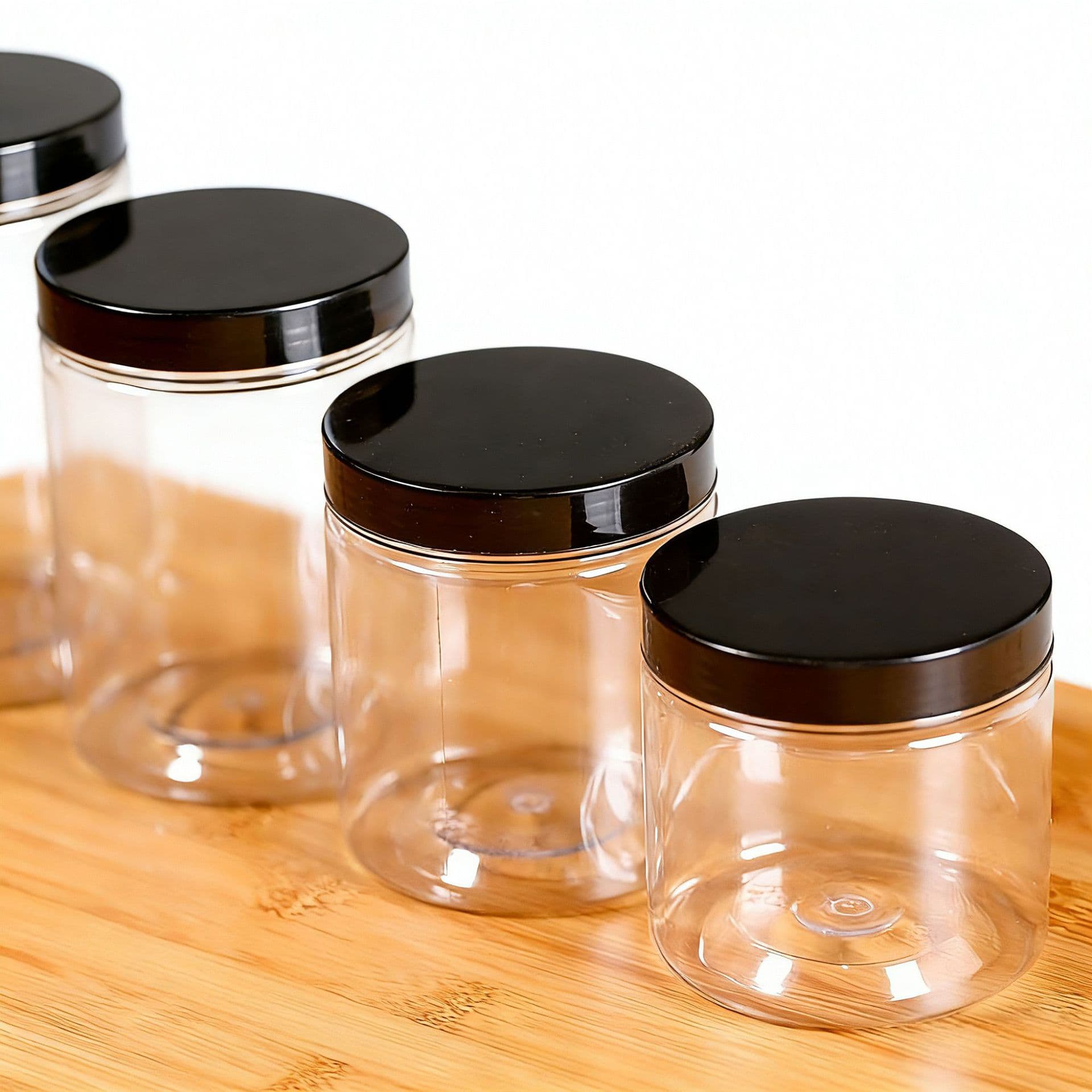 Black cover can, pet bottle, plastic jar, garlic crispy sand tea sauce empty bottle, transparent sealed jar