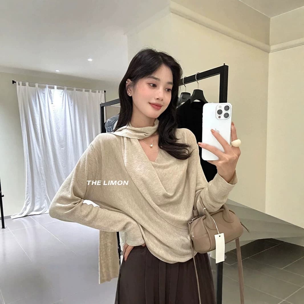 2026 early autumn new design cross-ribbon sweater women's French V-neck gentle style long-sleeved top