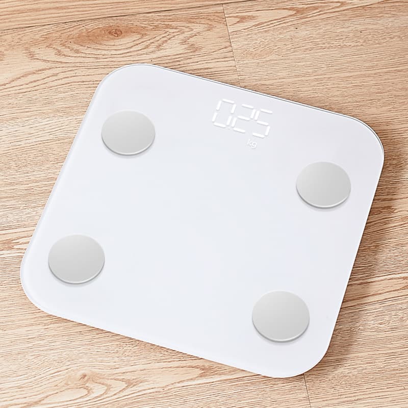 Factory direct supply of Bluetooth body fat scale, small home electronic smart body fat scale with full-coverage base for measuring body fat and weight.