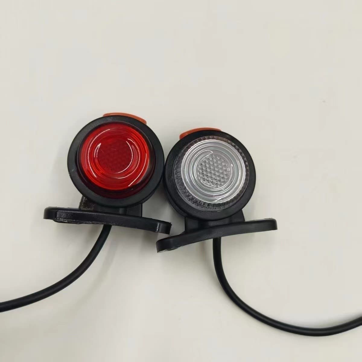 Factory Direct K1 Waist Light Trailer Three-Side Truck Side Light Indicator 10-30V European and American Trailer Modification