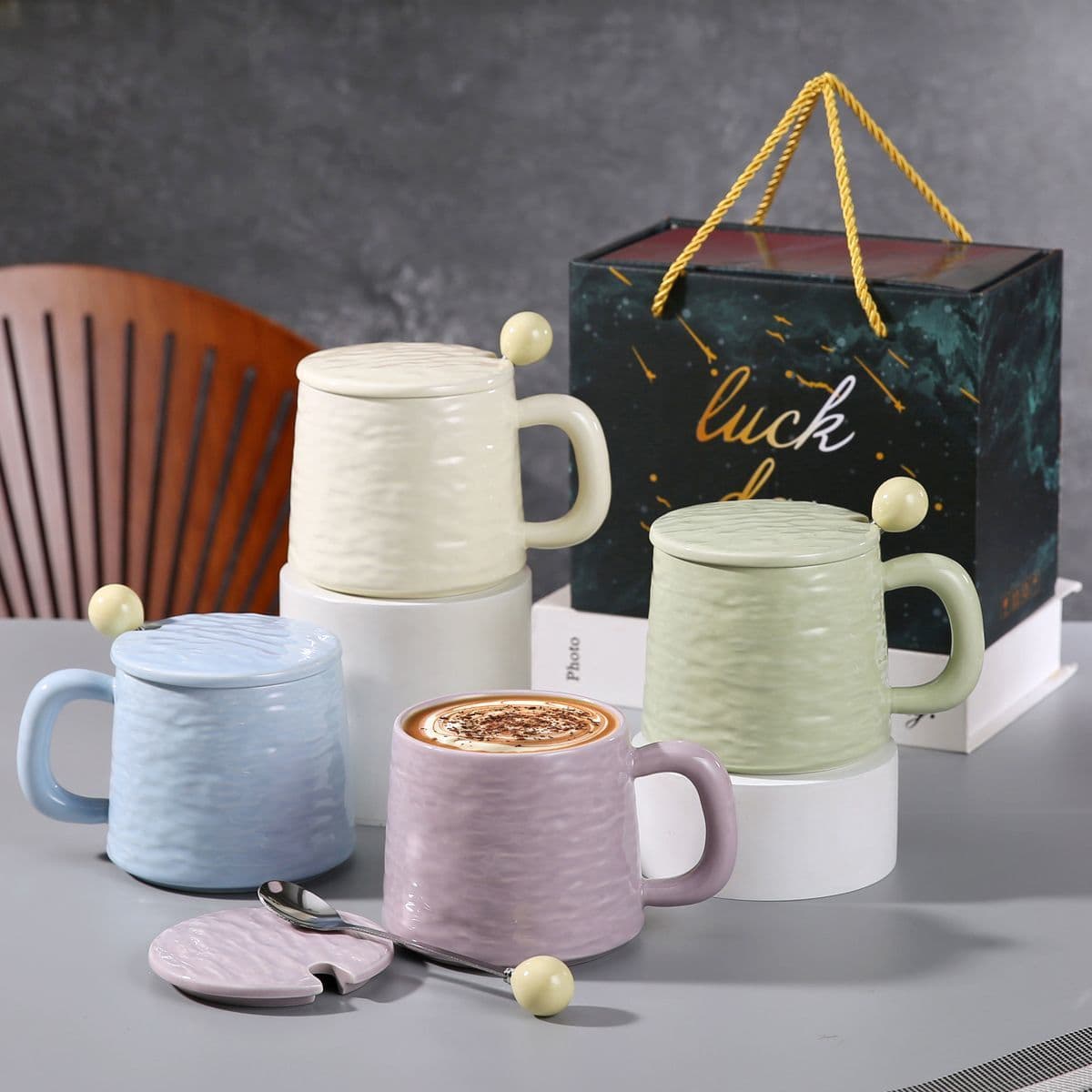 Ceramic water cups for women, small waist design with spoon, couple cups for home use, drinking water/breakfast/coffee wholesale