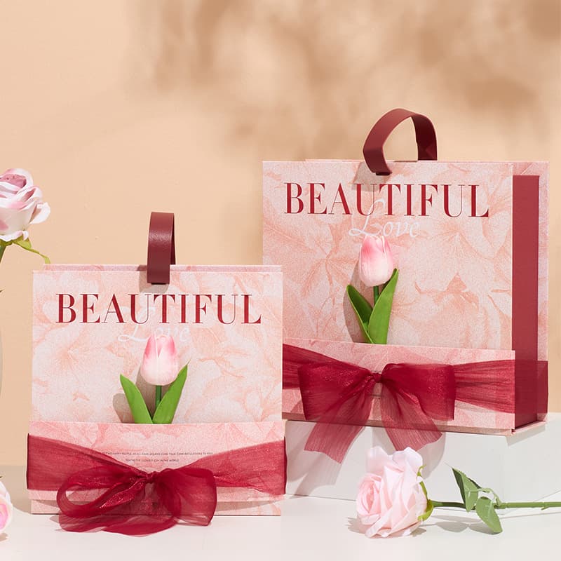 Wedding Gift Box Premium Candy Box Packaging Box Hard Box Floral Insert Ins Style Souvenir Box Empty Gift Box