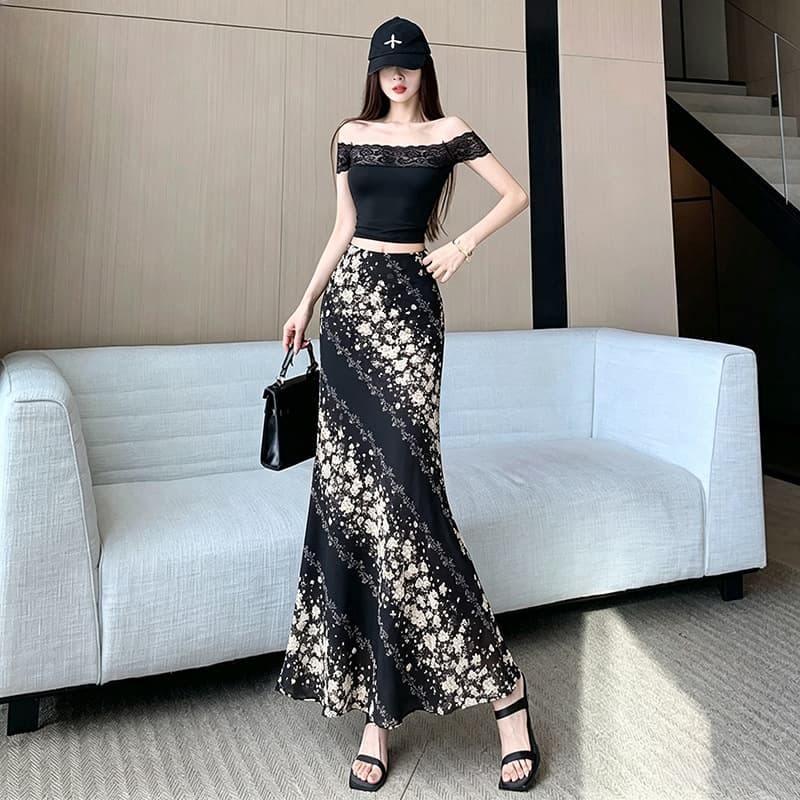 Bohemian Vacation Style Unique Printed Bodycon Skirt for Women Tall Slim Fit Casual Midi Skirt