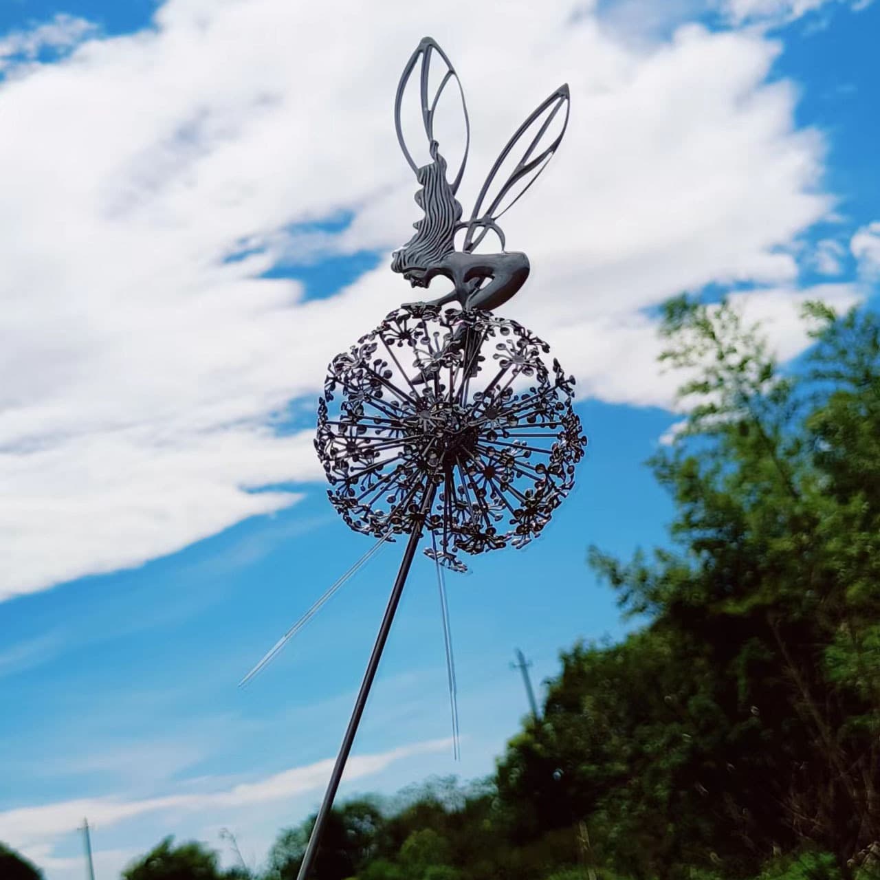 Cross-border spot creative flower fairy dandelion three-dimensional sculpture garden metal crafts background wall three-dimensional decoration