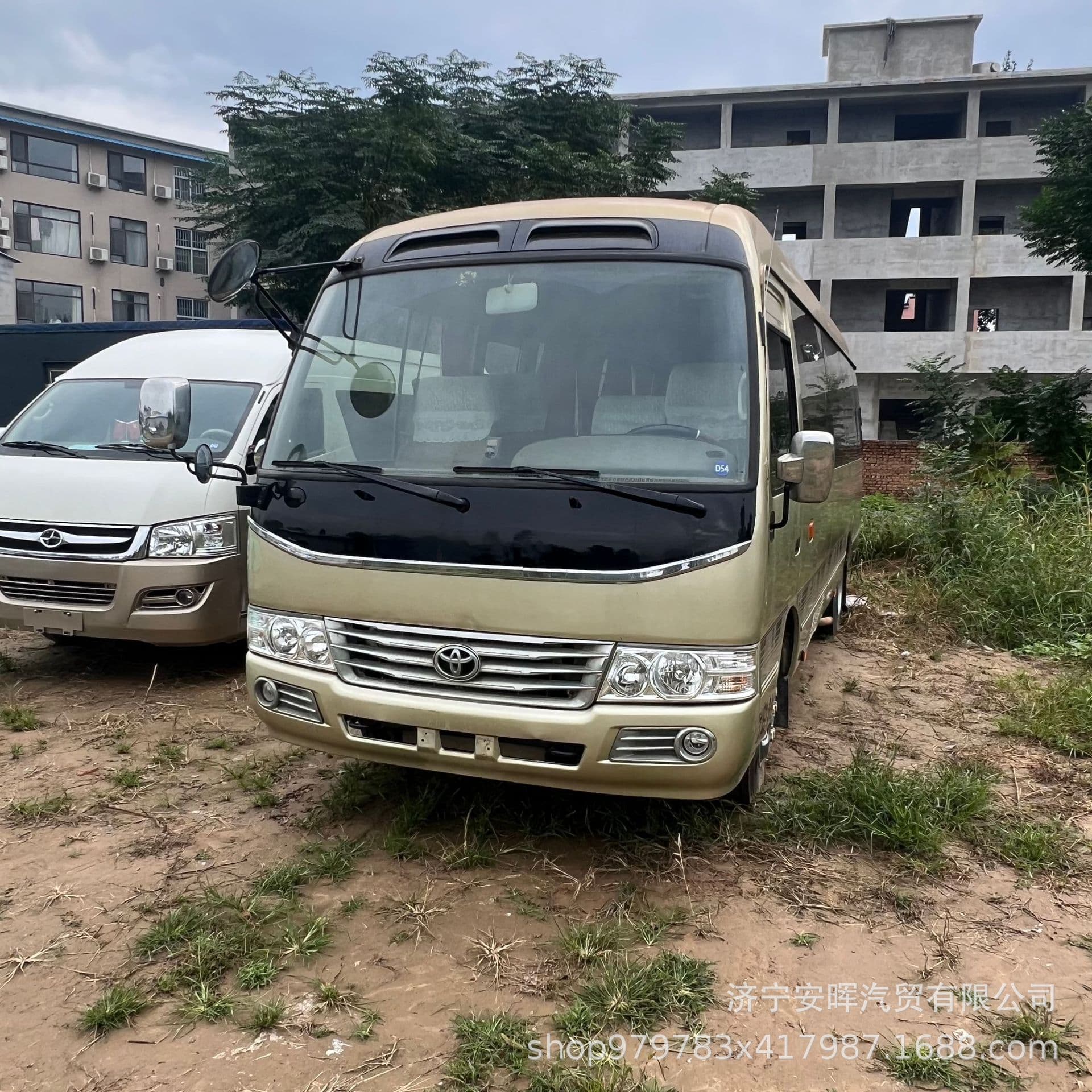 Used Toyota Coaster 14-23 Seats Gasoline Version Euro II Euro III Emission Toyota HiAce 9-14 Seats