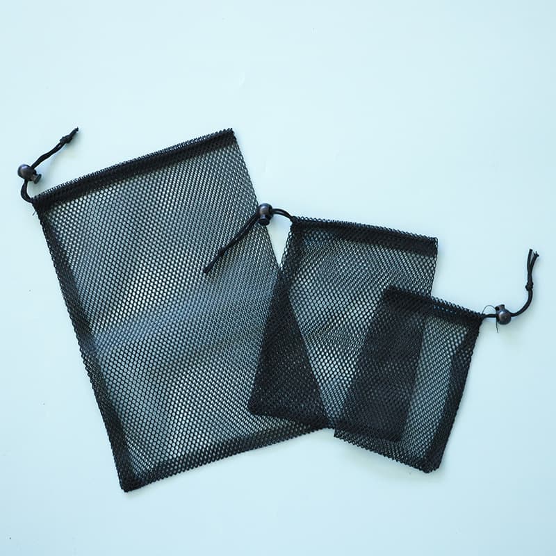 Black ordinary drawstring pouch, mesh drawstring nylon storage bag, portable home travel packaging bag wholesale