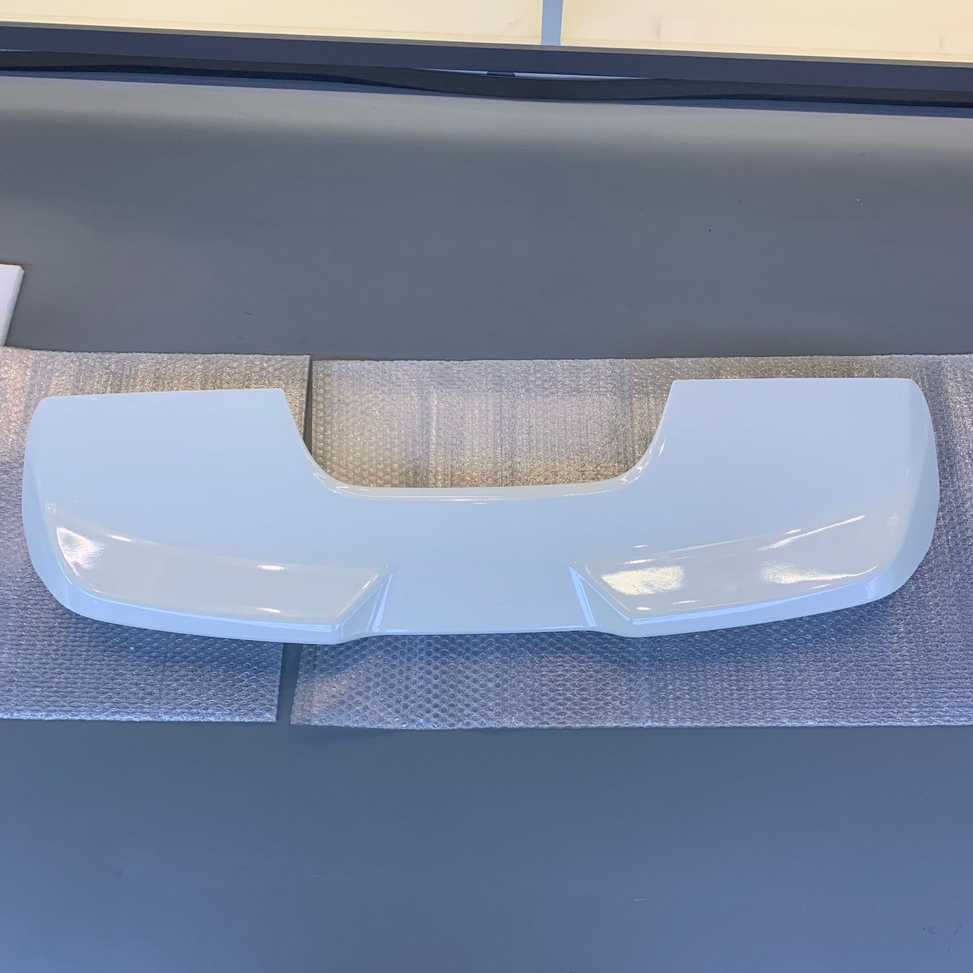 Rear Spoiler for 2022 Land Cruiser LC300 Car Modification