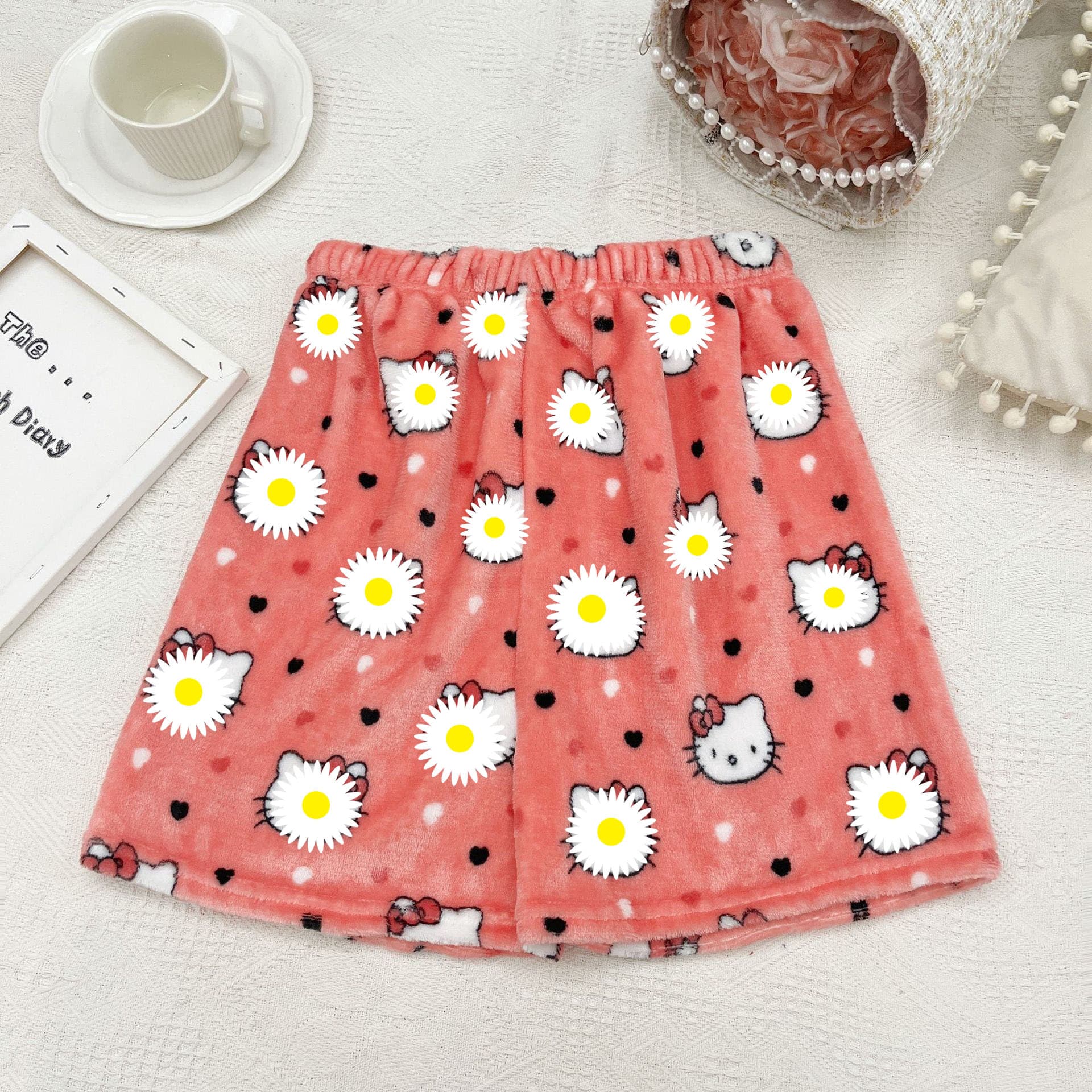Women's Summer Casual Sports Shorts, Soft and Smooth Flannel, Elastic High Waist, Wide Leg Hot Pants