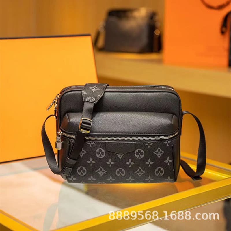 Direct Supply Cross-border MLV Men's and Women's Bags Black Warrior Messenger Bag Pillow Bag Chain Bag Box Bag Handheld Briefcase