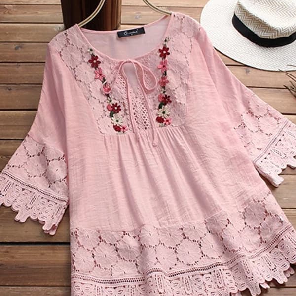 2022 Summer Amazon Cotton-Linen Lace Trim Elegant European-American V-Neck Loose Fit Women's Top