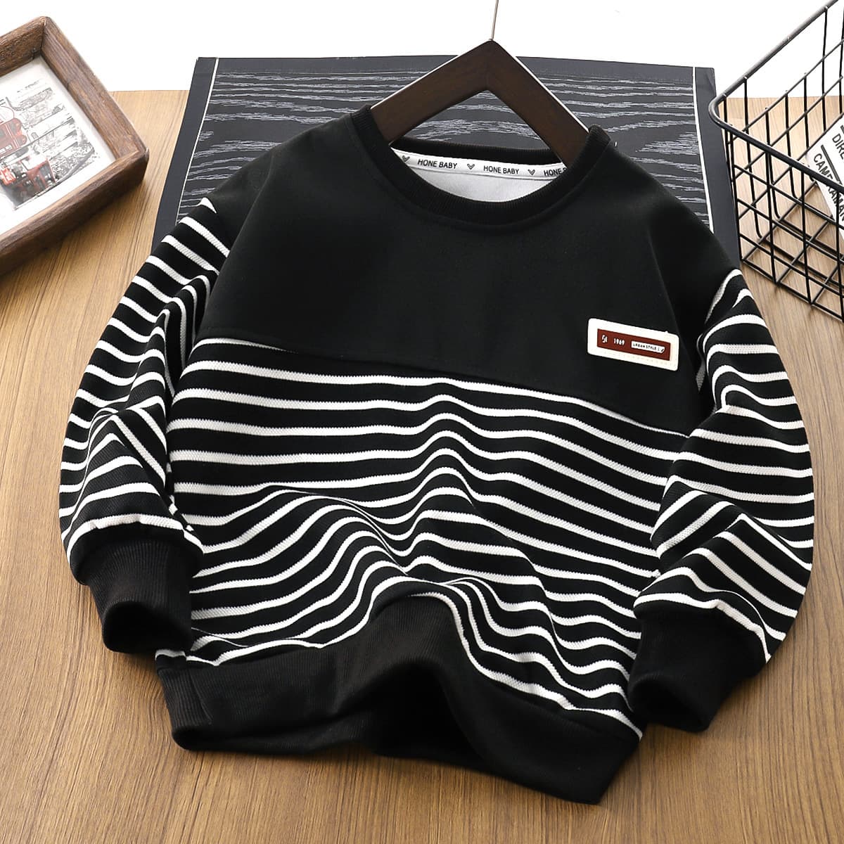 Boys Sweatshirt Fall 2026 New Style Medium and Big Kids Striped Color Block Lapel Zip-Up Top Children Trendy Pullover