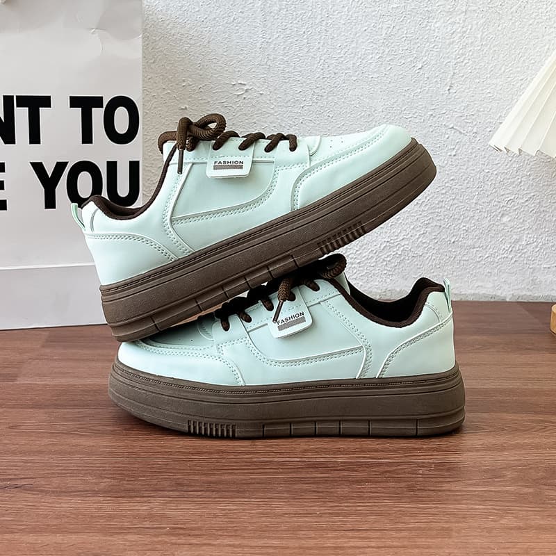 Mint Chocolate Korean Style White Sneakers 2025 Four Seasons Campus Academy Ins Versatile Comfortable Thick Sole Board Shoes Women