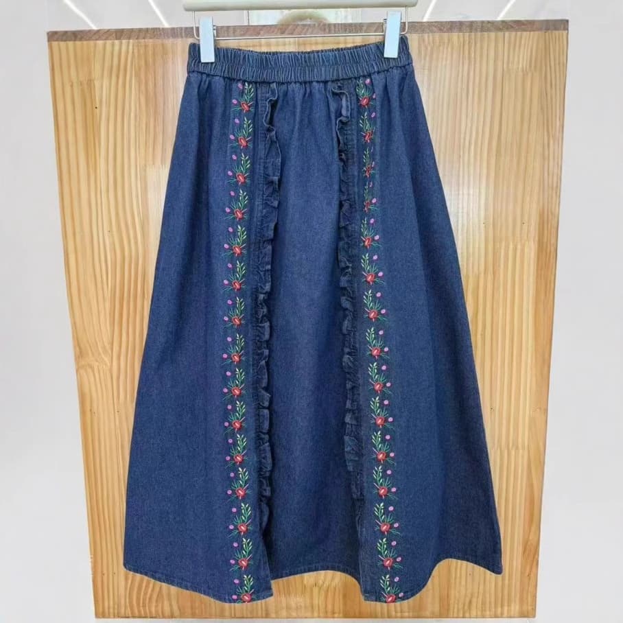 Japanese-style embroidered ruffled denim skirt, new summer loose fit, versatile, youthful, and fresh umbrella skirt