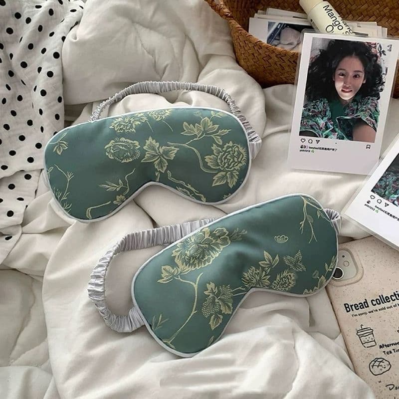 Retro Chinese-style faux silk eye mask with elastic band for comfortable naps