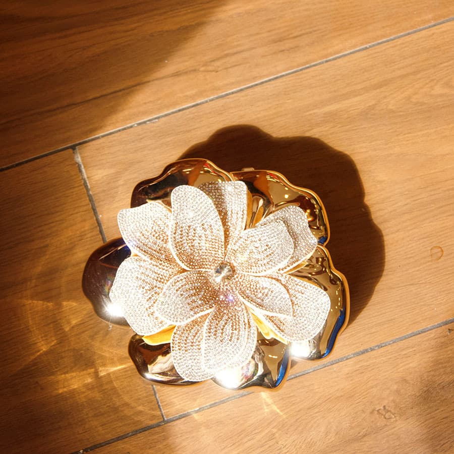 European and American metallic high-end light luxury fashion versatile creative flower sparkling rhinestone acrylic bag crossbody bag