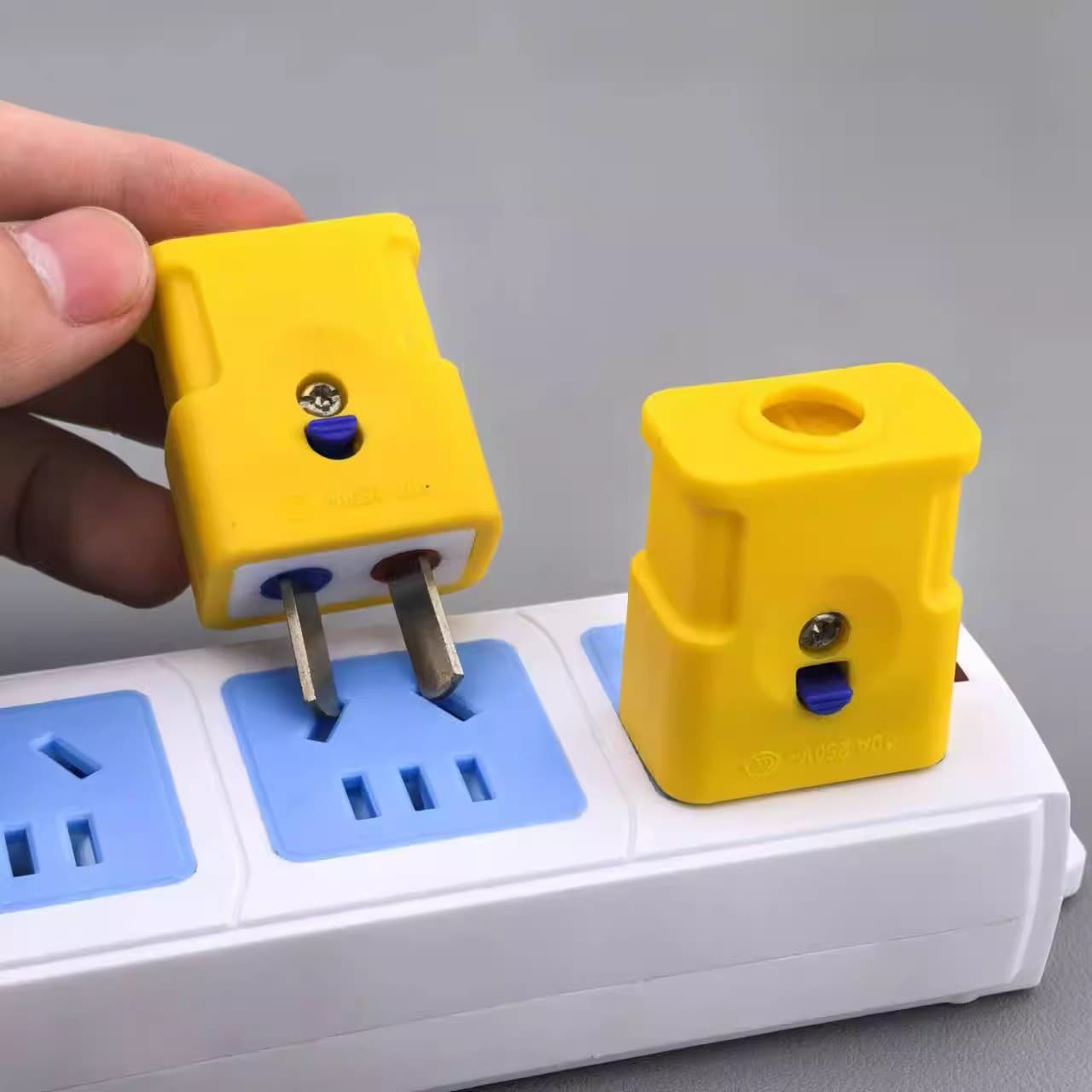 Two-Pin Dual-Mode Dual-Use Plug Figure-Eight Plug High Power Lockable High Temperature Resistant High Quality Power Plug Pure Copper Anti-Drop