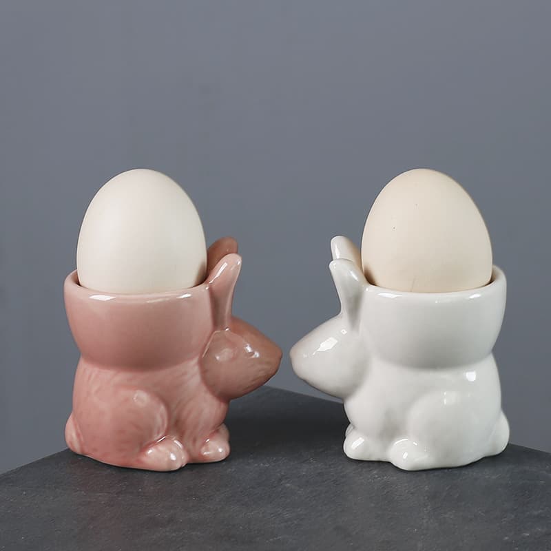 Creative Home Storage Ceramic Egg Holder, Cute and Stylish Solid Color Refrigerator Freshness Cartoon Egg Cup in Japanese Style
