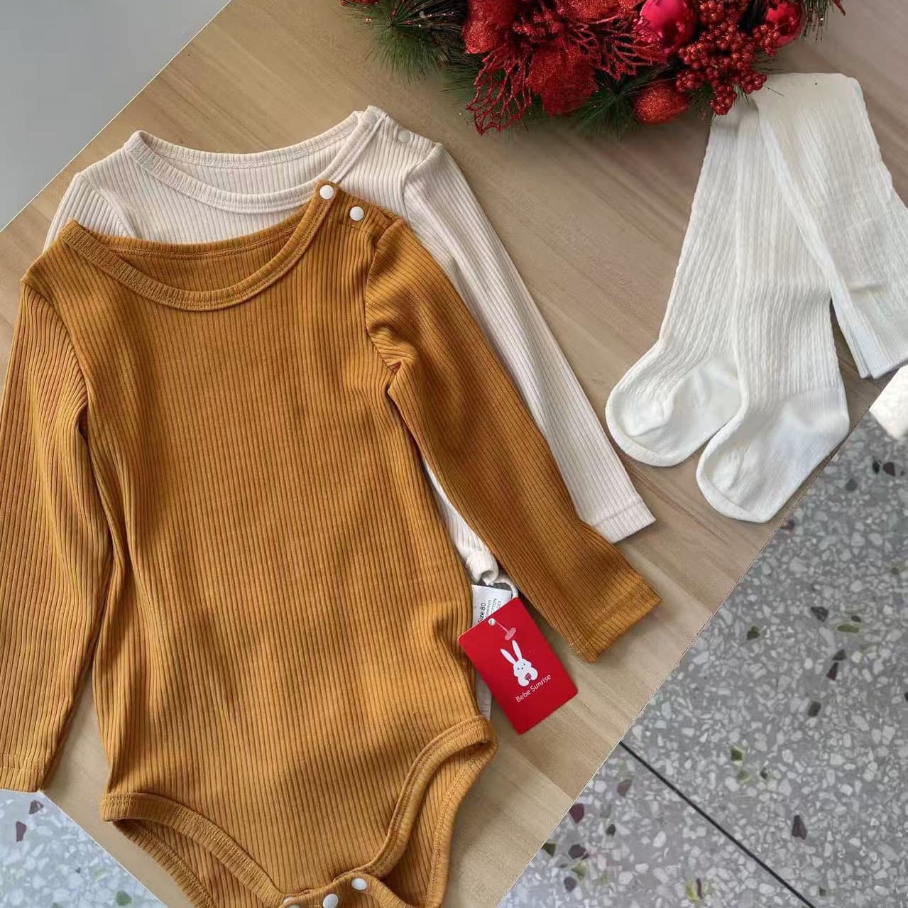 American Bebe Sunrise Nordic style long-sleeved triangle hoodie cotton pit strips USA baby rompers