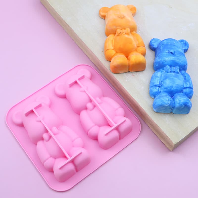 Xunwei Wholesale 2-Connected Violent Bear Silicone Chocolate Mold Summer Ice Cube Tray Cake Mold Soap Mold