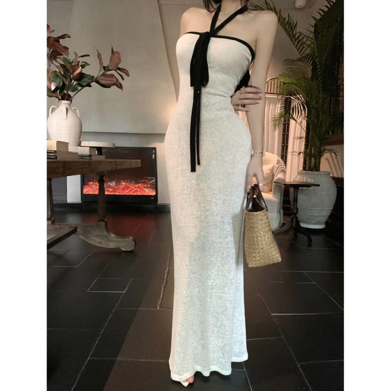 Designer French Chic Waist-Cinching Black and White Color-Block Tie-Neck Strapless Dress Summer New Arrival