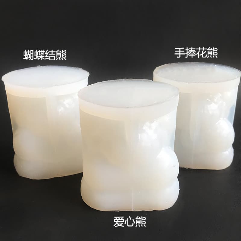 Valentine's Day Love Rose Bear Candle Silicone Mold DIY Qixi Bear Handmade Aromatherapy Mold