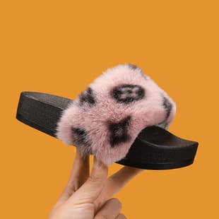 2026 Spring Summer Thick Sole Fur Slippers Women's Heightening One-Strap Sandals, Cloud-Like Feel Indoor Outdoor Women's Trendy Slippers