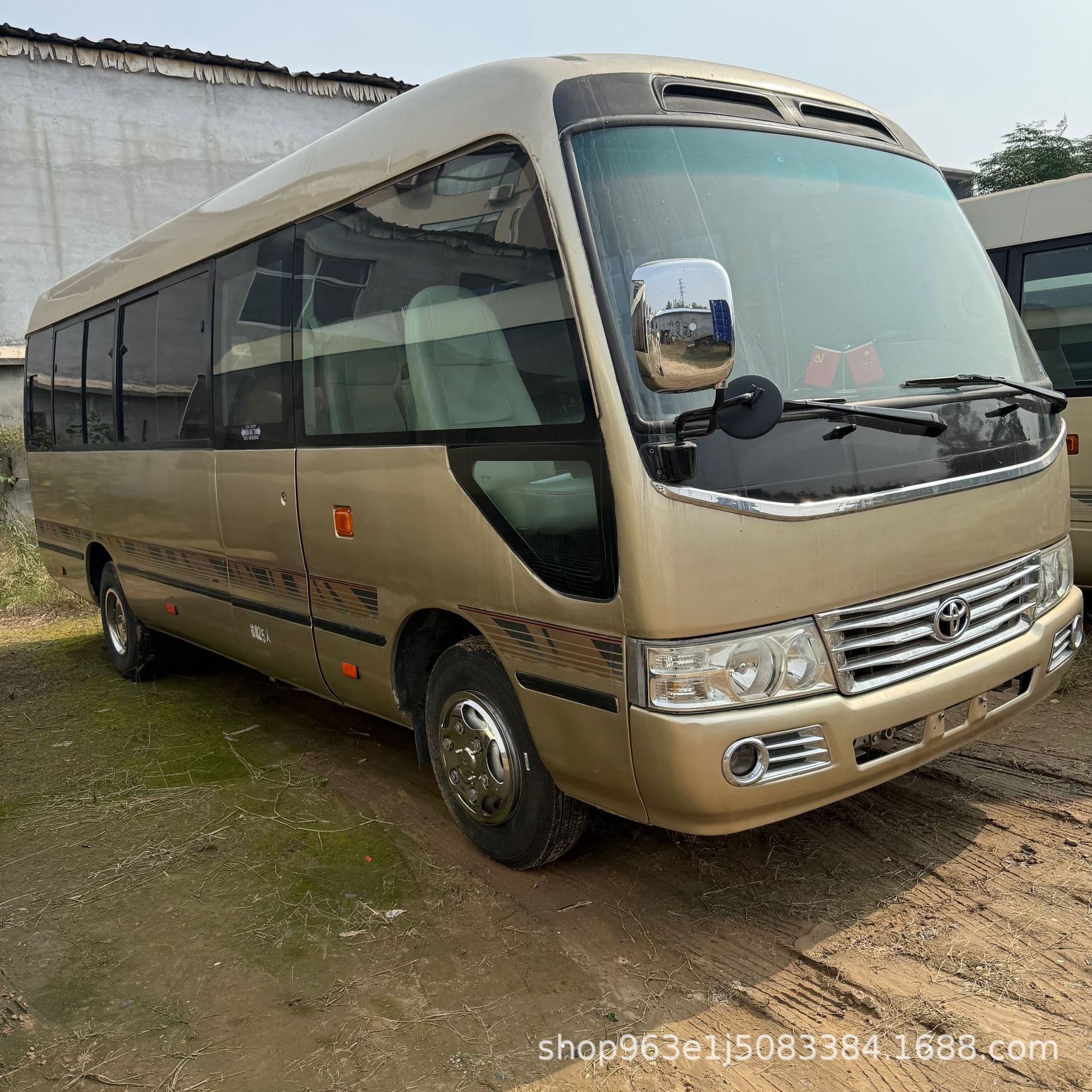 Coaster Used Premium Toyota Coach 23 Seater 16 Seater Minibus Complete Documents Exportable
