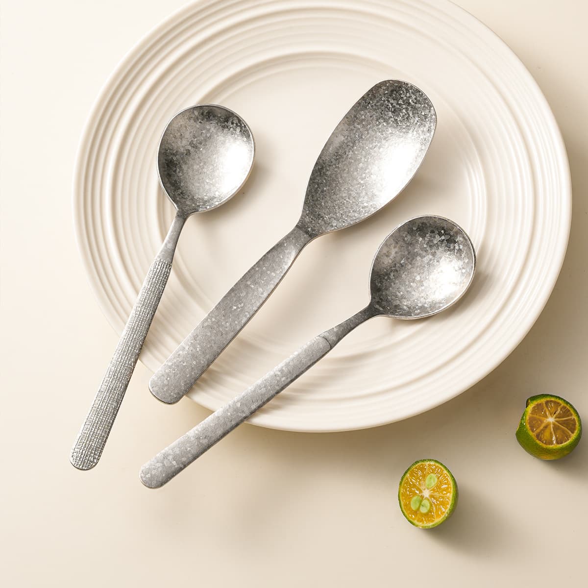 Pure titanium spoon, crystallized ice flower hammer pattern spoon, titanium round spoon, household spoon, eating spoon, restaurant public spoon, meal-sharing spoon
