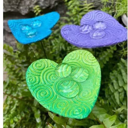 2025 Cross-border Hot-Selling Outdoor Butterfly Bee Insect Water Feeder Pest Trap Tool Factory Wholesale