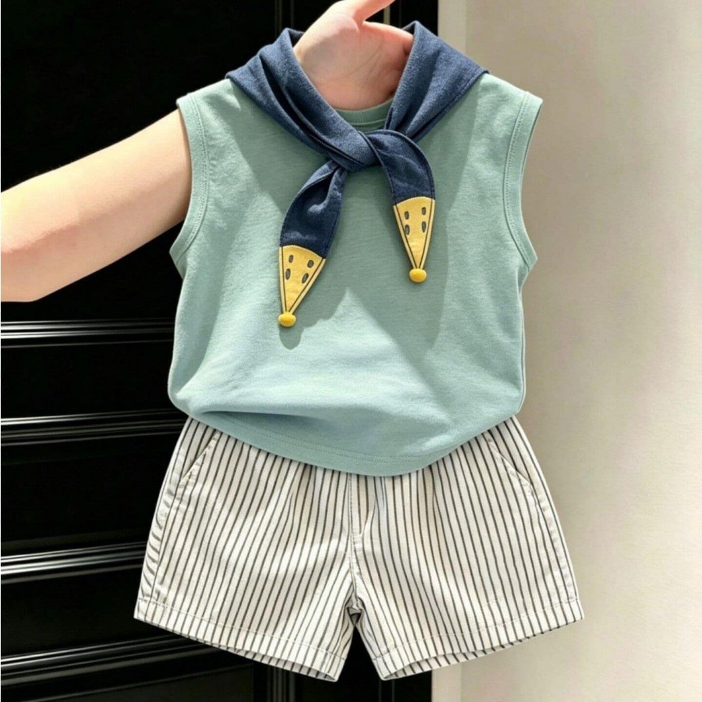 Summer boys' stylish thin sleeveless suits, casual and versatile children's suits, college-style suits for small and medium-sized children