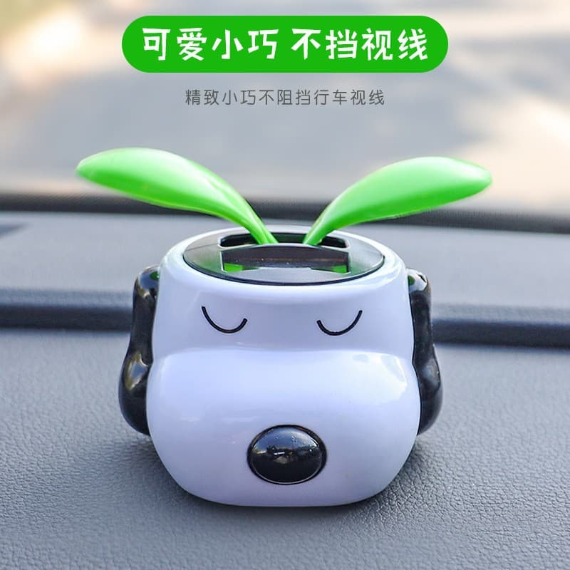 Summer Swinging Flower Car Decoration Solar Powered Wobbling Sunflower Car Ornament Snoopy Dashboard Figurine