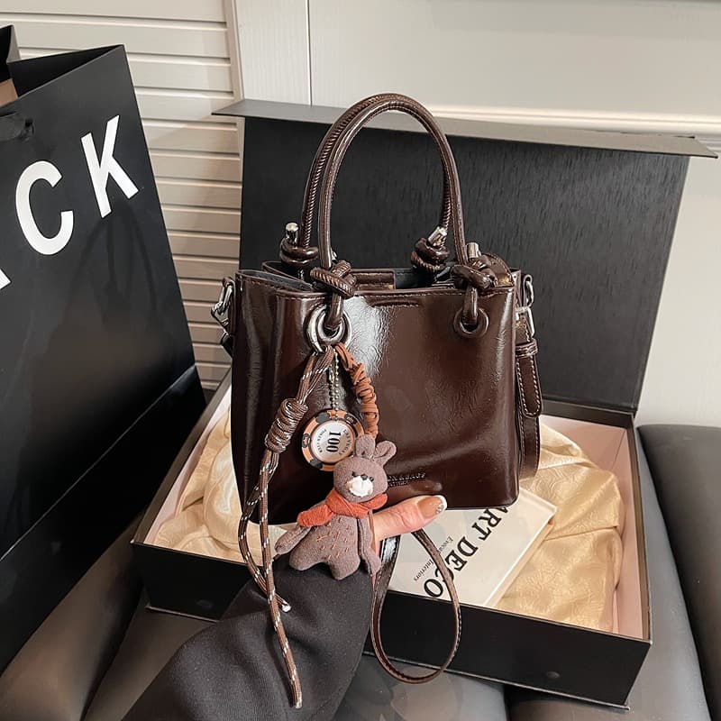 Cross-border Niche Retro Bucket Bag for Women 2026 Summer New Trendy Fashion Casual Shoulder Crossbody Bag