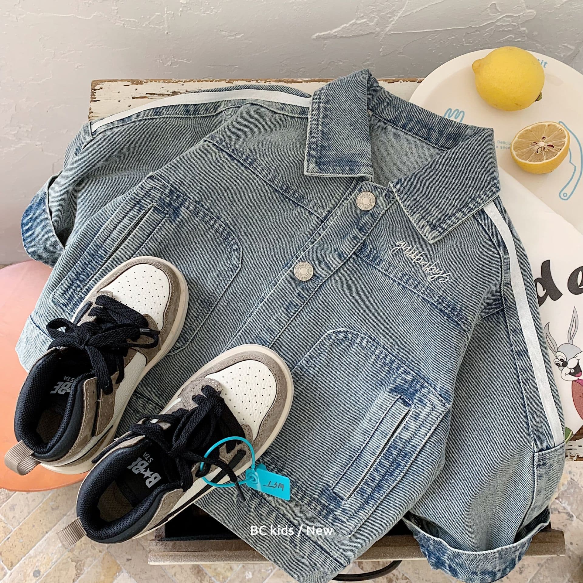 Children's Denim Jacket Bangcheng 2025 Autumn Unisex Retro Style Trimmed Small/Medium Kids Baby Top H0136