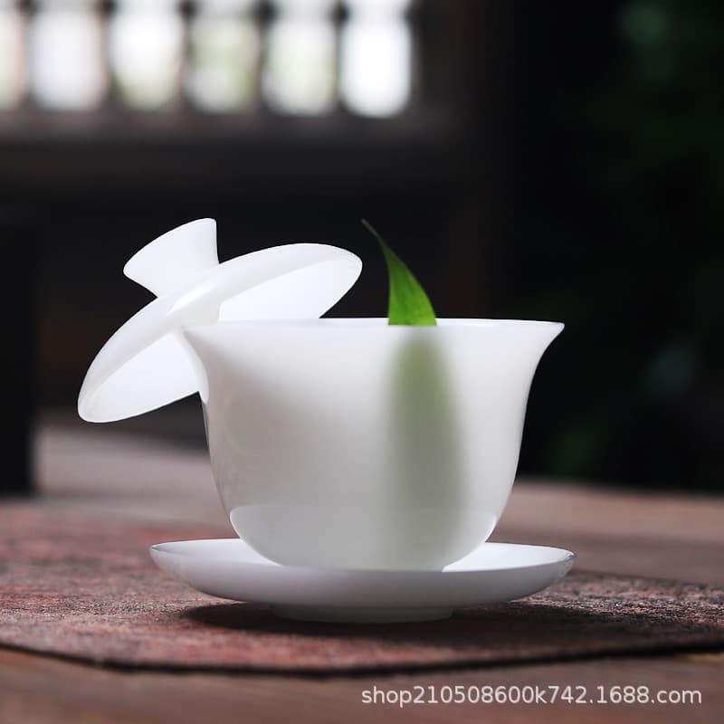 Jadeite porcelain with a suspended design, three-tiered gaiwan, Kung Fu tea set, ceramic gaiwan, tea cup, tasting cup, fairness cup.