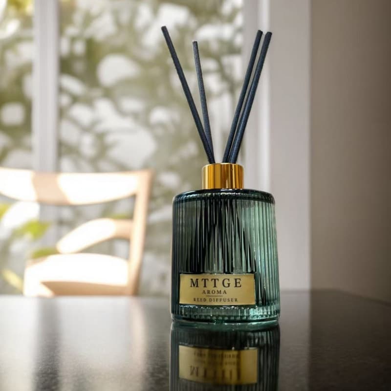 MTTGE Flameless Reed Diffuser for Indoor Decor, Toilet Deodorizer with Gardenia and Narcissus Scents, Long-Lasting