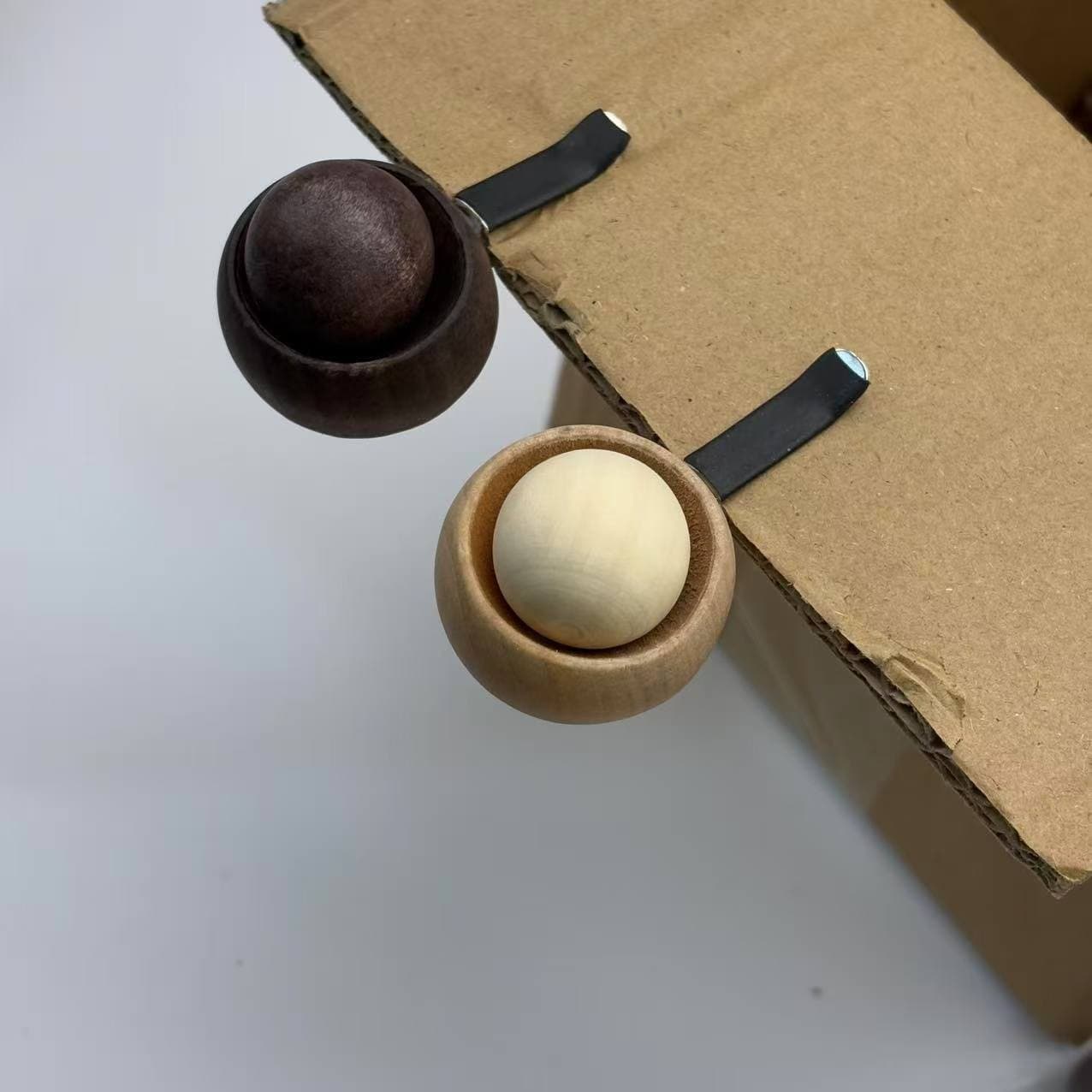 Wooden Tumbler Diffuser Car Essential Oil Diffuser Wood Car Interior Decoration Aromatherapy Bedroom Scented Wood Diffuser