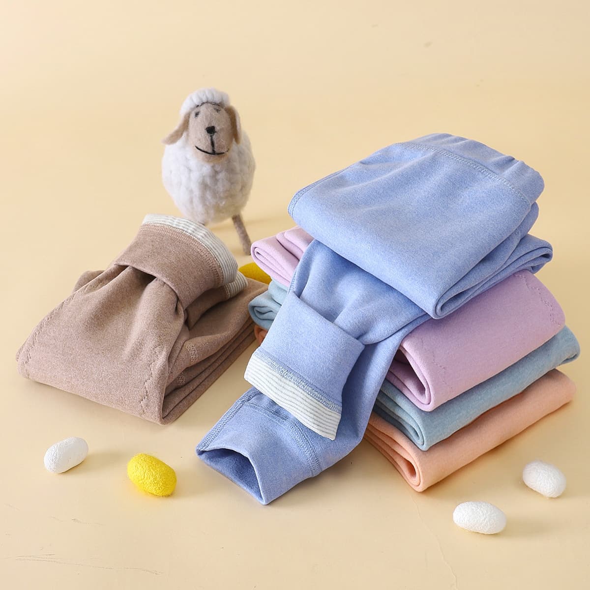 New children's wool and silk knee pads, warm pants, thickened for autumn and winter, suitable for wearing as innerwear or base layer, German fleece thermal pants for boys and girls.